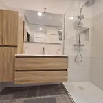 La Violette Apartment